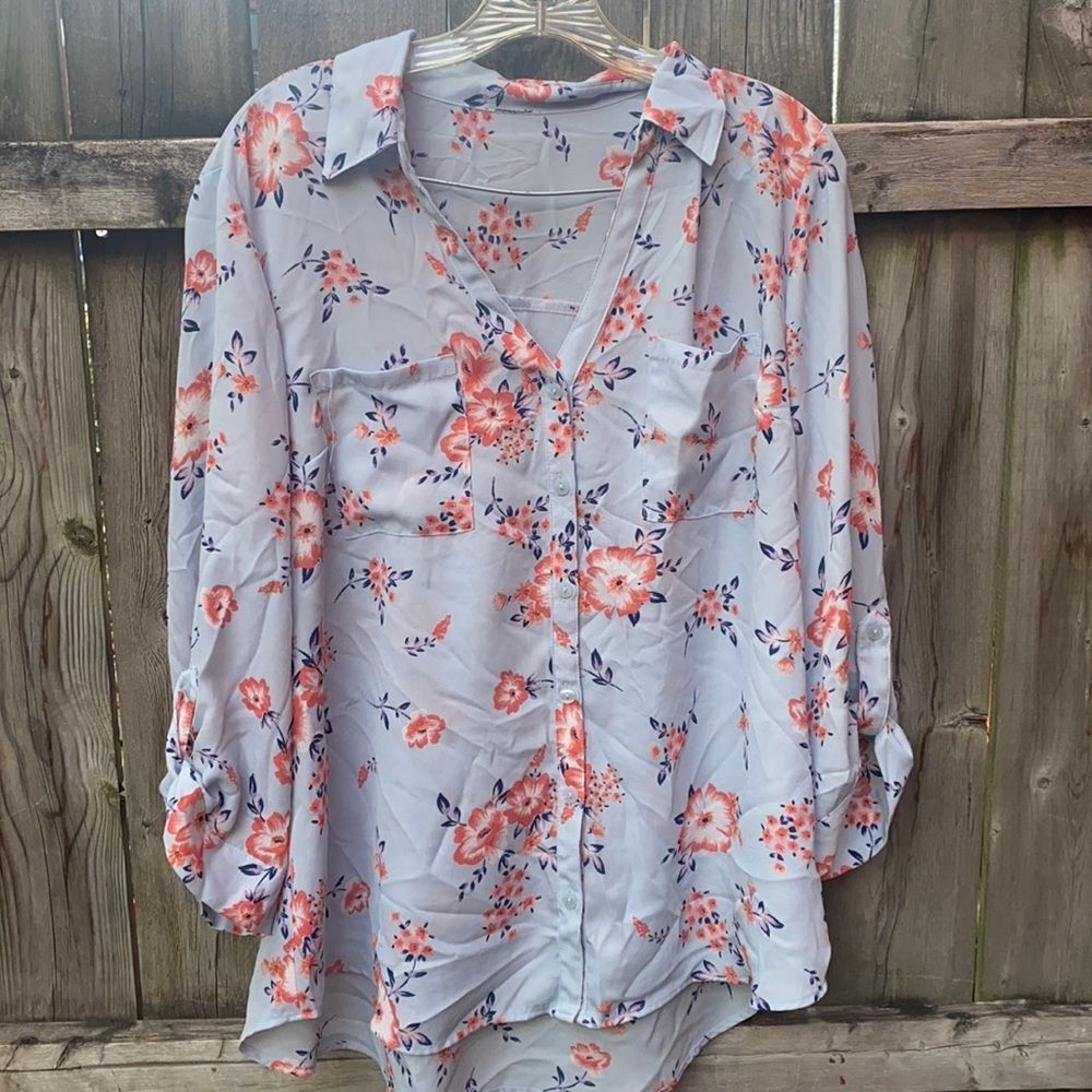 Floral button Down shirt sz L